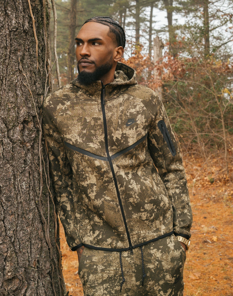 Nike Tech Fleece Windrunner Full-Zip Hoodie – DTLR