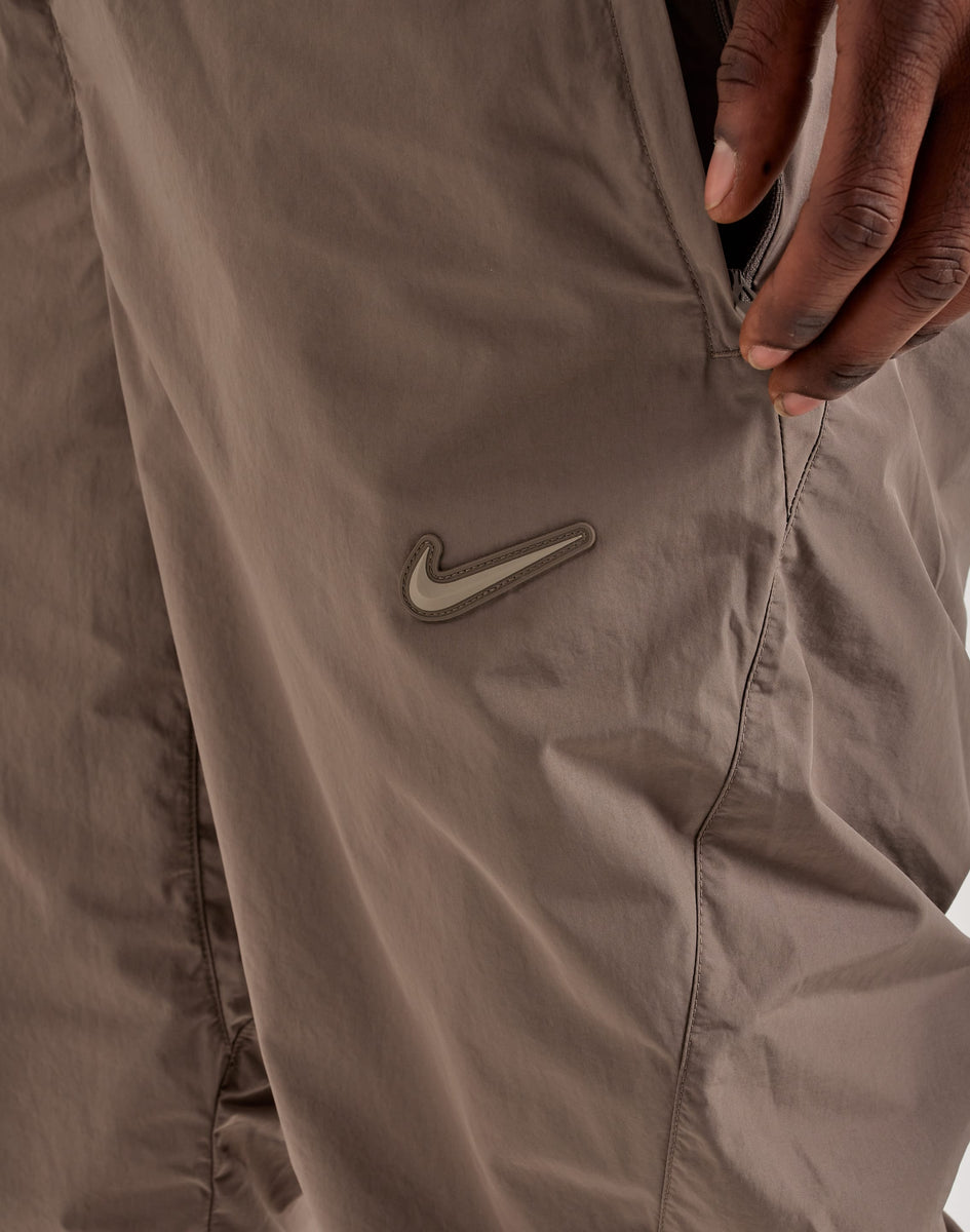 NIKE_FN7668-040_M-