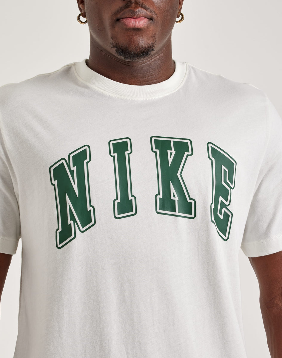 Nike Club Tee – DTLR