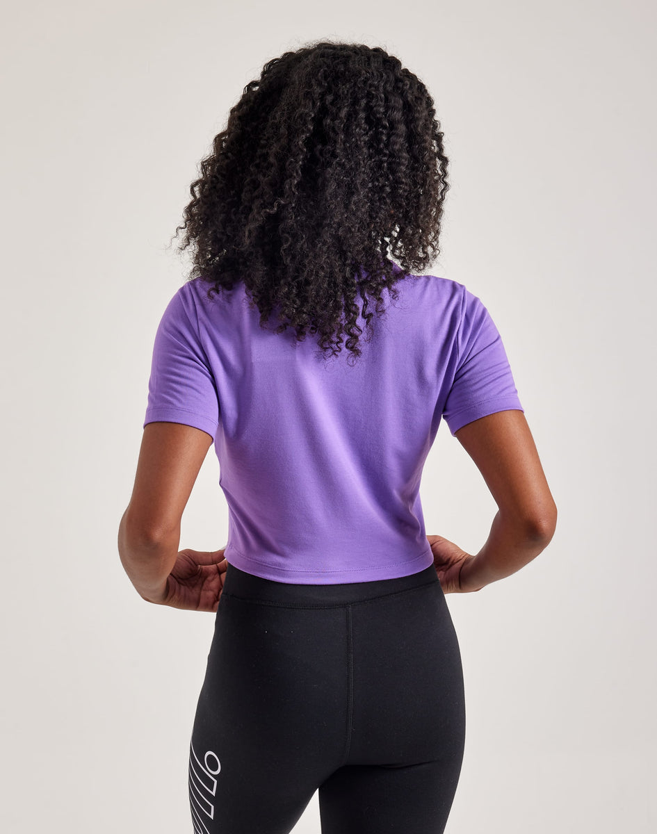Nike Essential Crop Top â DTLR