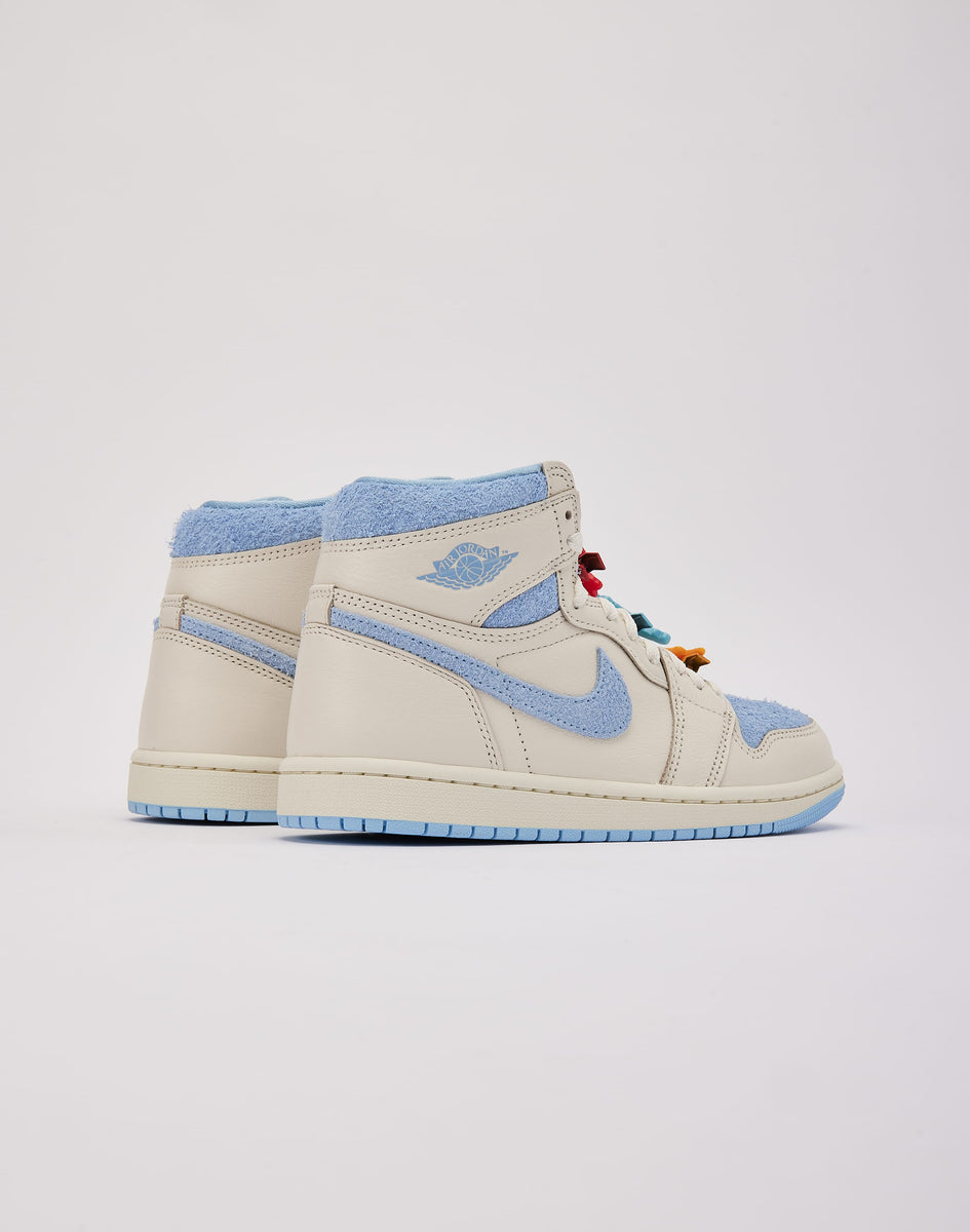 Jordan Air Jordan 1 Retro High OG  display picture 3