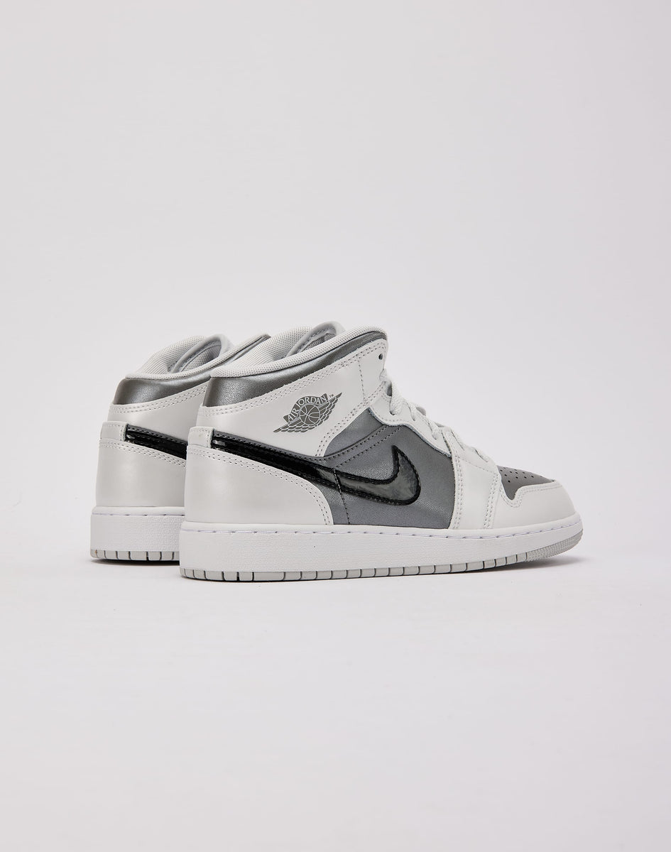 Jordan Air Jordan 1 Mid SE Grade-School – DTLR