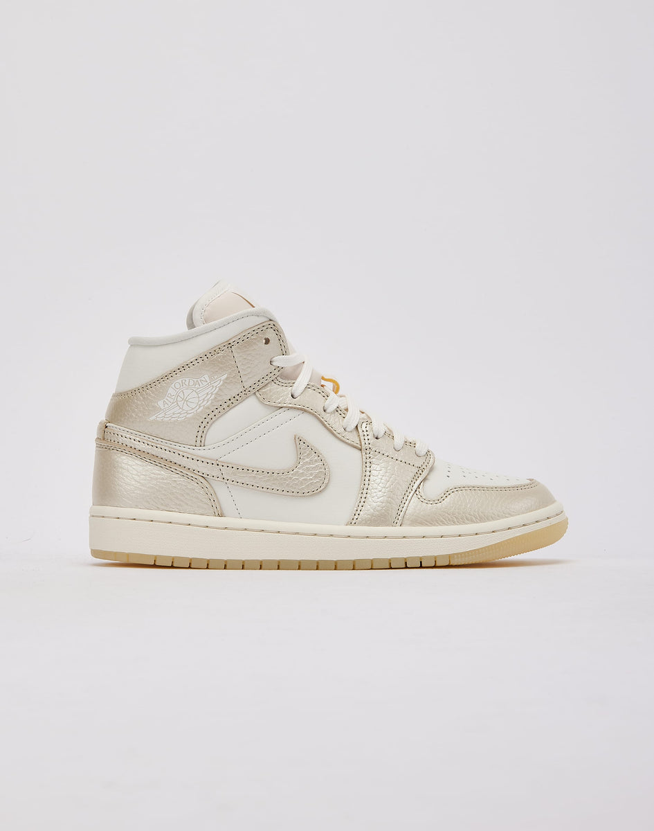 Jordan Air Jordan 1 Mid SE – DTLR