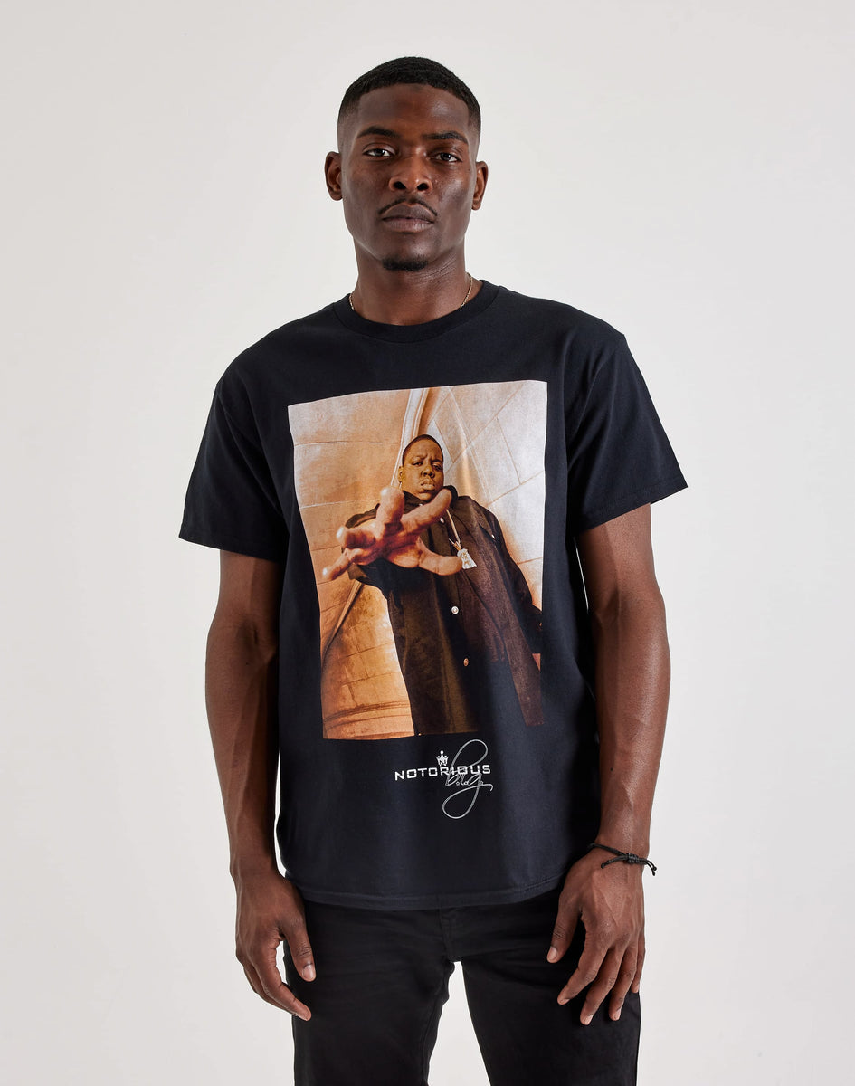 Merch Traffic Notorious Tee – DTLR