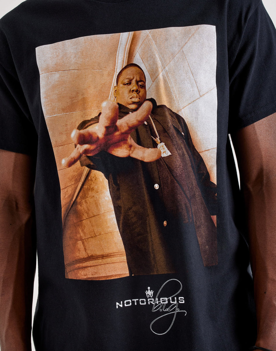 Merch Traffic Notorious Tee – DTLR