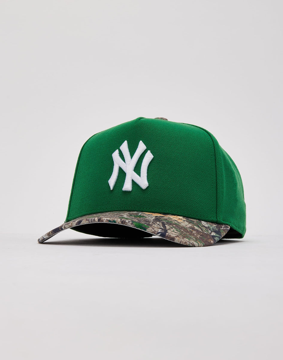 Mitchell & Ness MLB New York Yankees Pro Pinch Snapback Hat  display picture 1