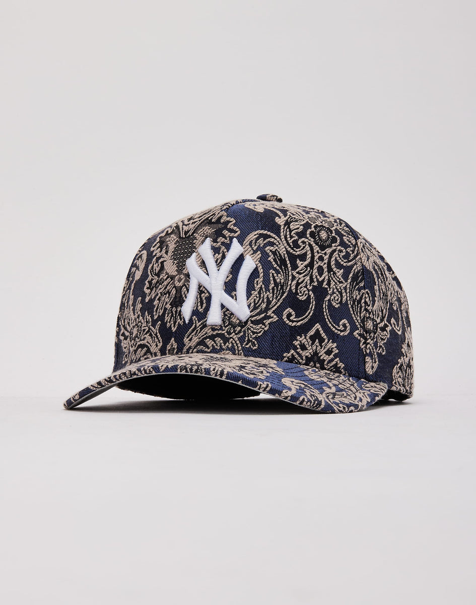 Mitchell & Ness MLB New York Yankees Tapestry Pro Pinch Snapback