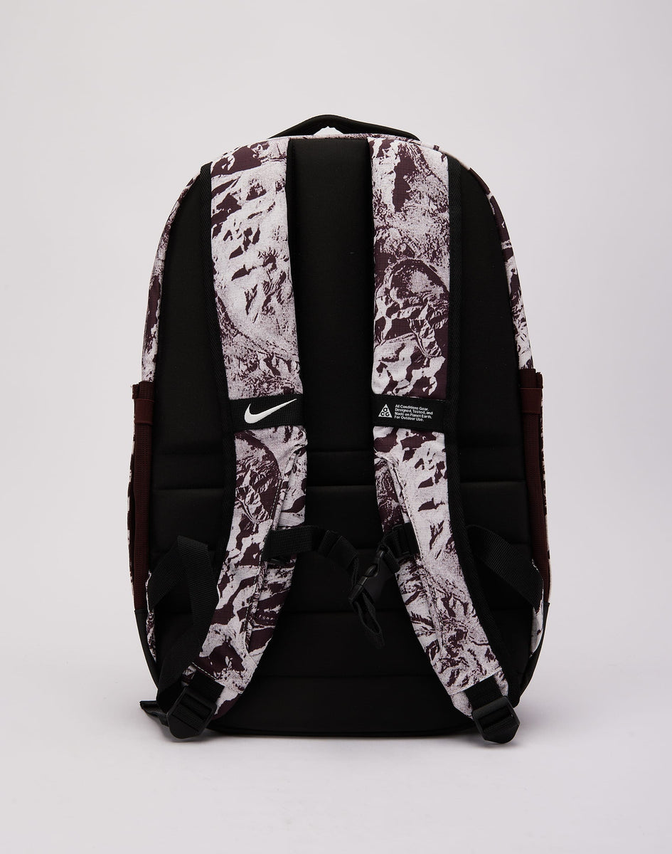 Nike ACG Explore Backpack – DTLR