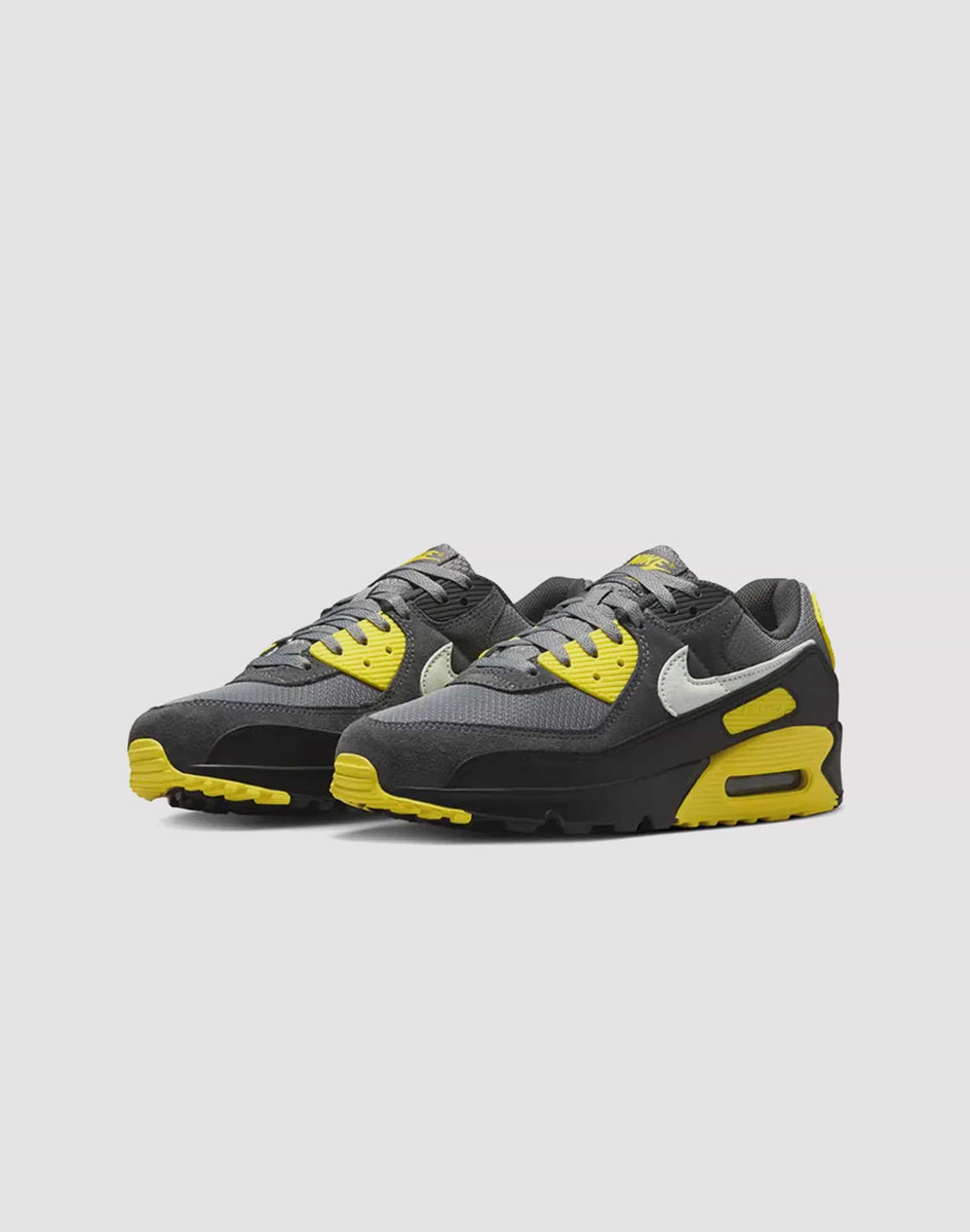 Nike Air Max 90 – DTLR