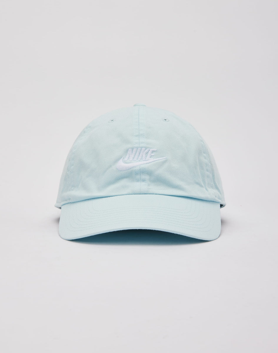 インディバCapコード　ER42 Nike Club Unstructured Futura Hat – DTLR