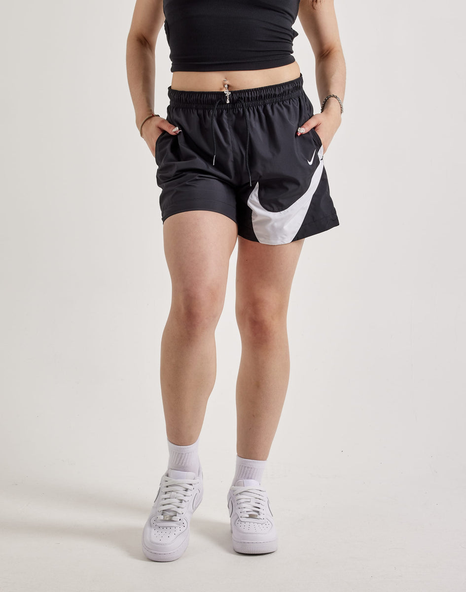 Nike Mid-Rise Woven Logo Shorts – DTLR