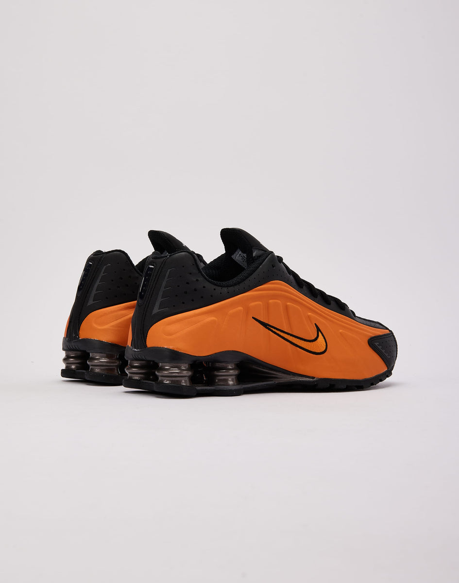 Nike Shox R4 – DTLR