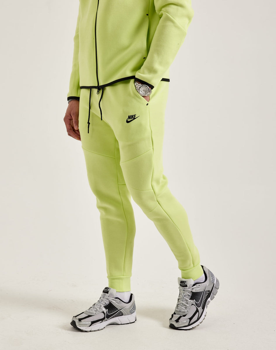 ウェア NIKE Manchester City Tech Fleece Pants Nike Tech Fleece Joggers – DTLR