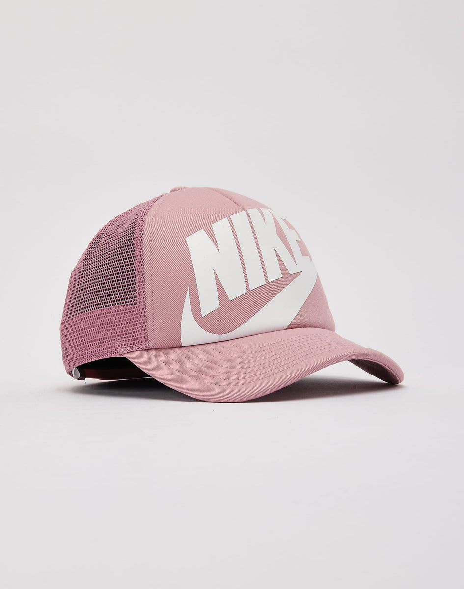 Nike Rise Trucker Hat – DTLR