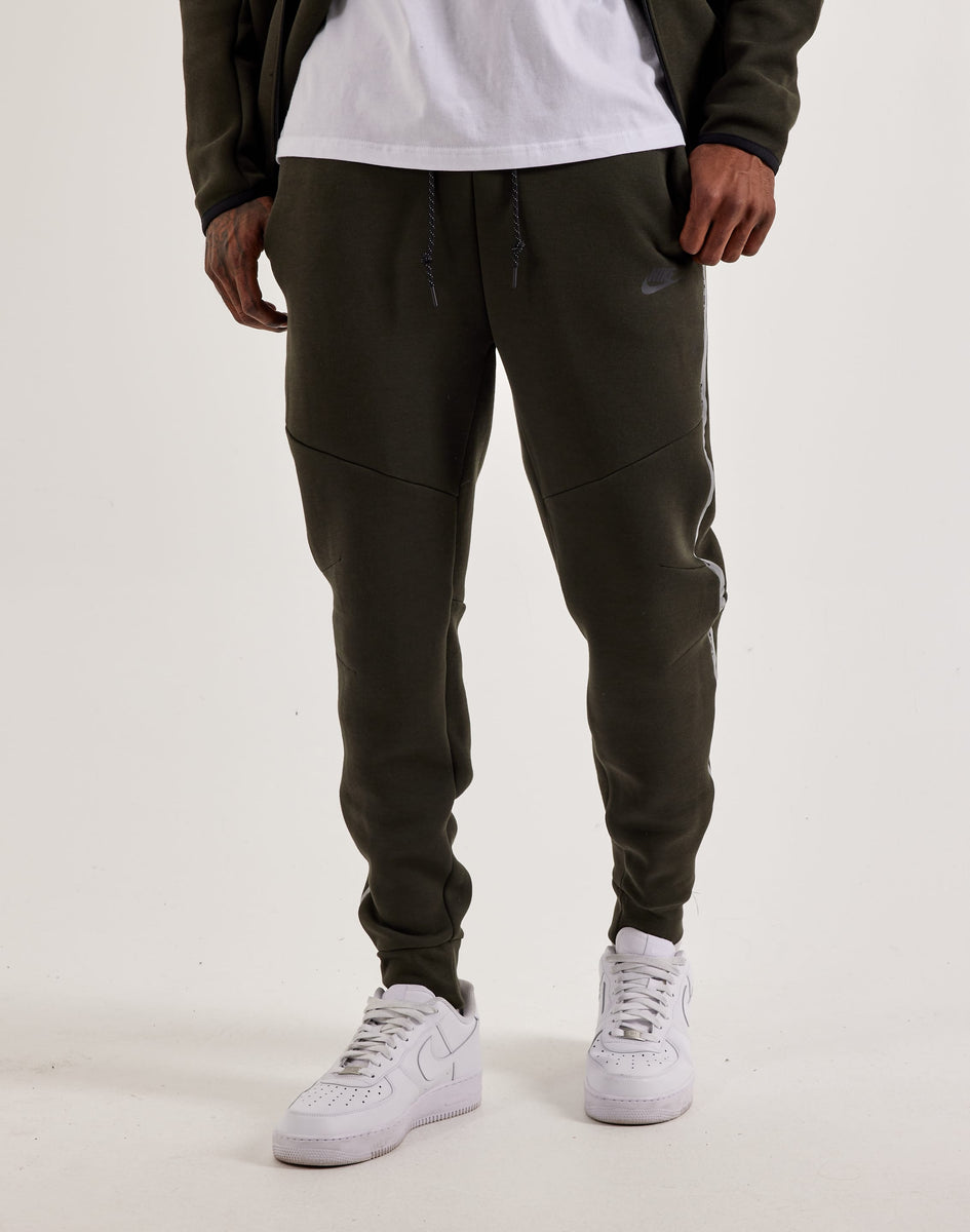 nike shiny joggers