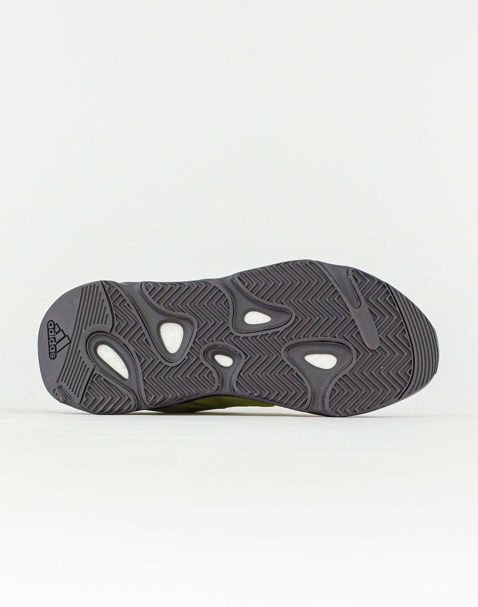 adidas gazelle silver green womens Yeezy 700 MNVN