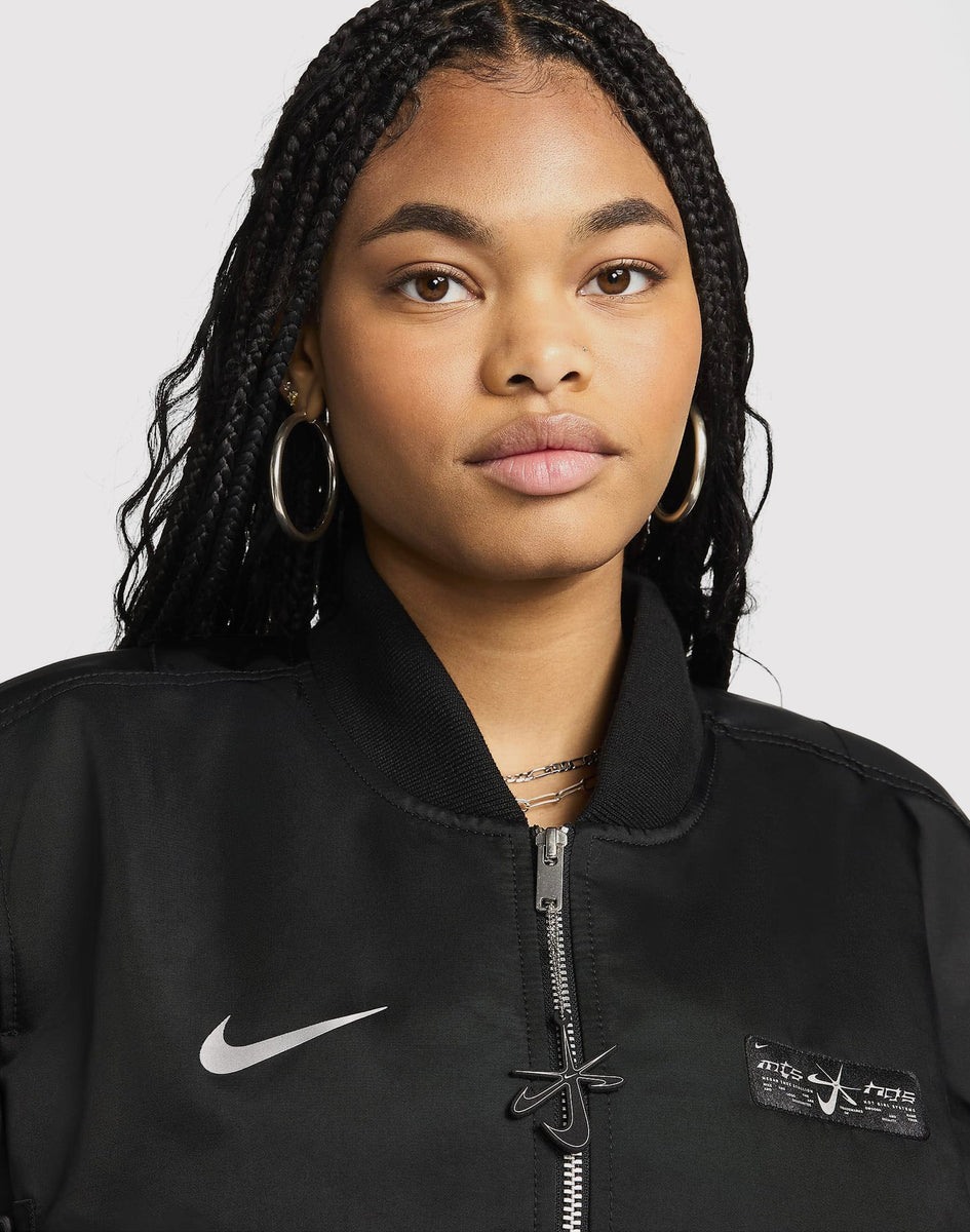 ジャケット・アウター Bibiy MEGAN LAME JACKET BLACK Nike Megan Thee Stallion Bomber Jacket – DTLR