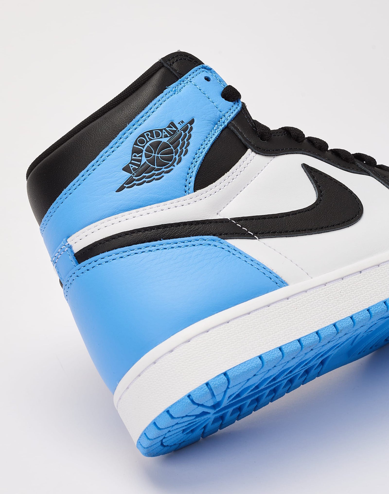 dtlr.com is where to buy