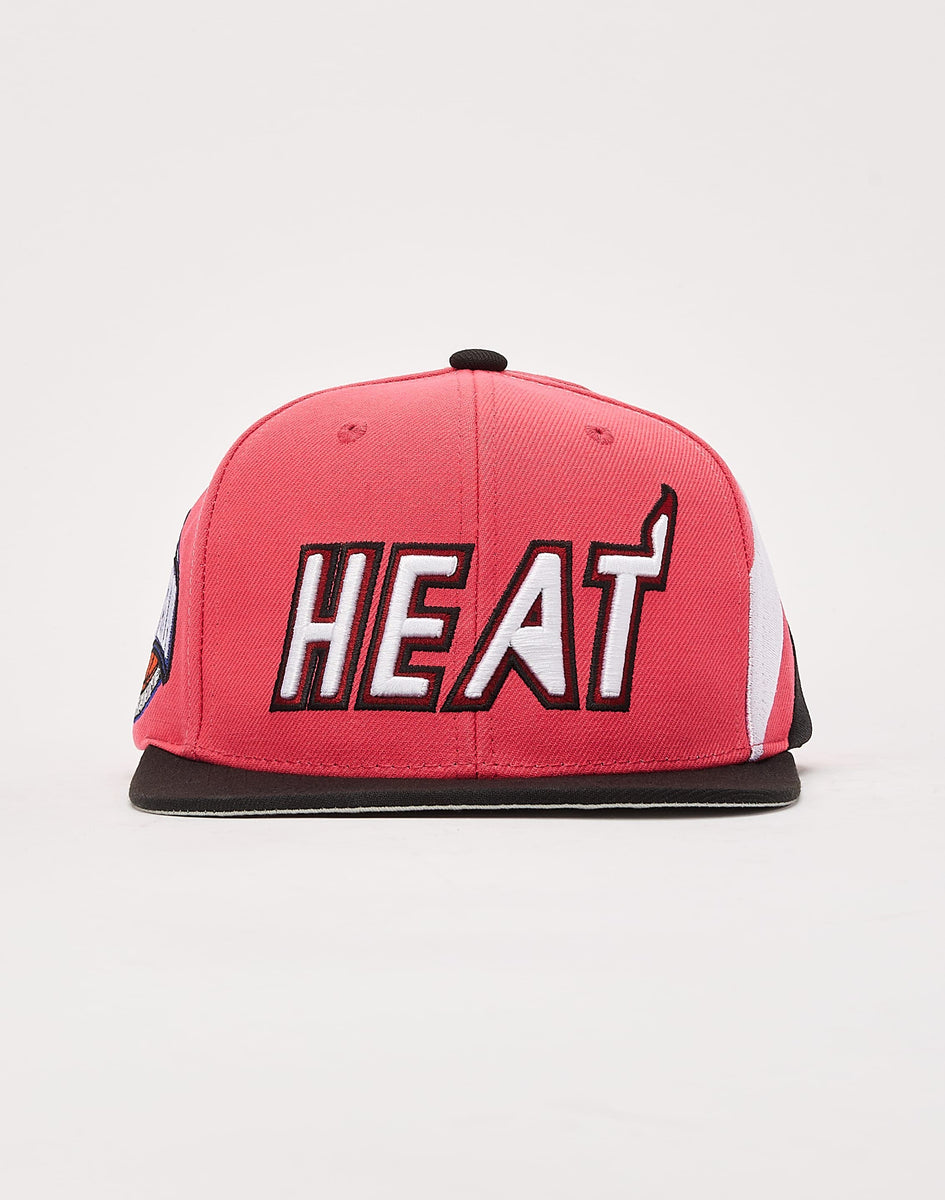 Miami Heat Mitchell & Ness 20 Years of Heat Color Flip Snapback Hat - Pink