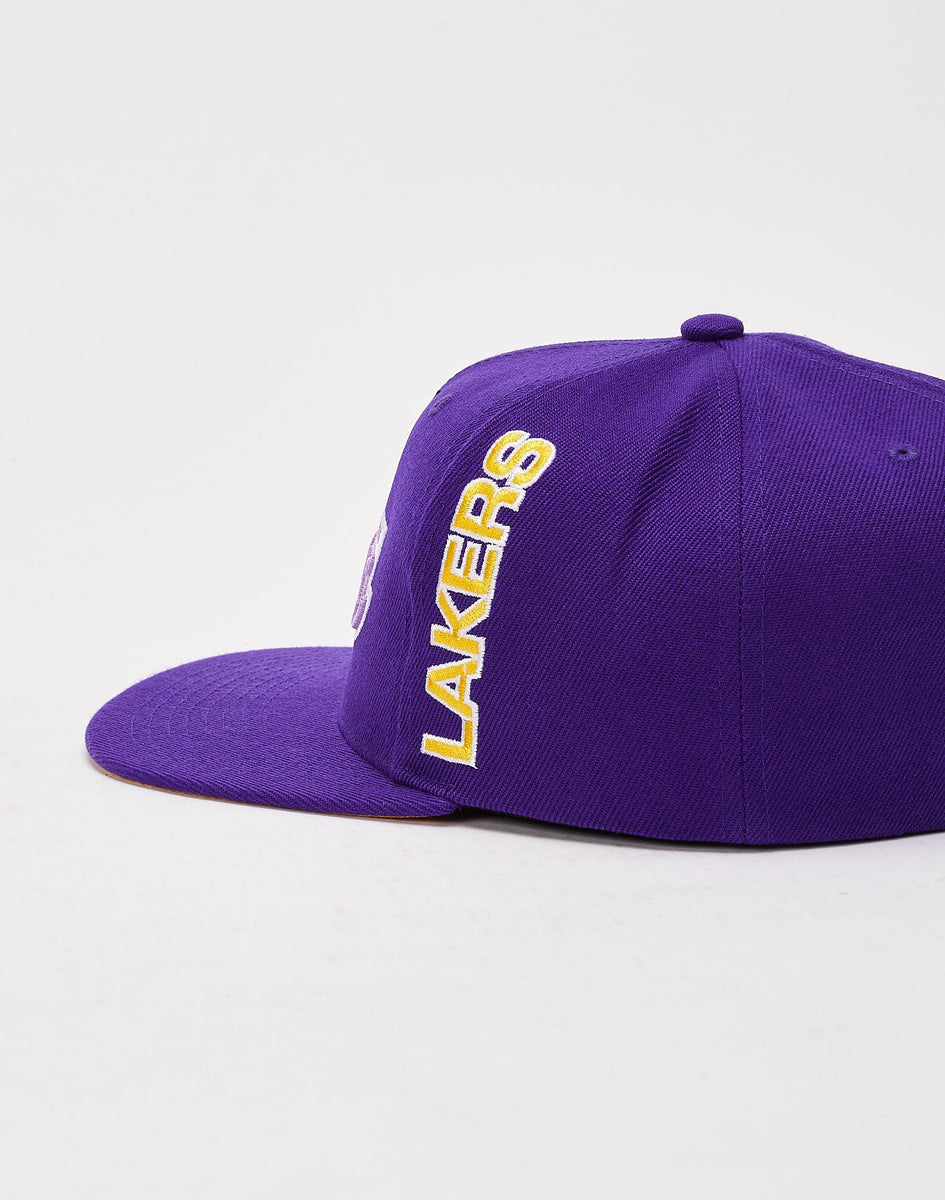 Mitchell & Ness Los Angeles Lakers Short Hook Snapback Hat DTLR