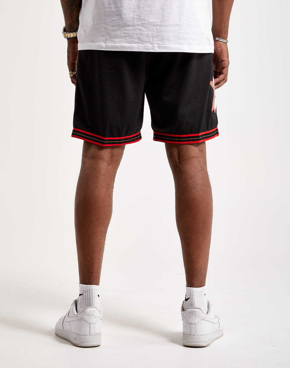  Mitchell & Ness NBA Swingman Road Shorts 76ers 00-01 Black MD :  Sports & Outdoors