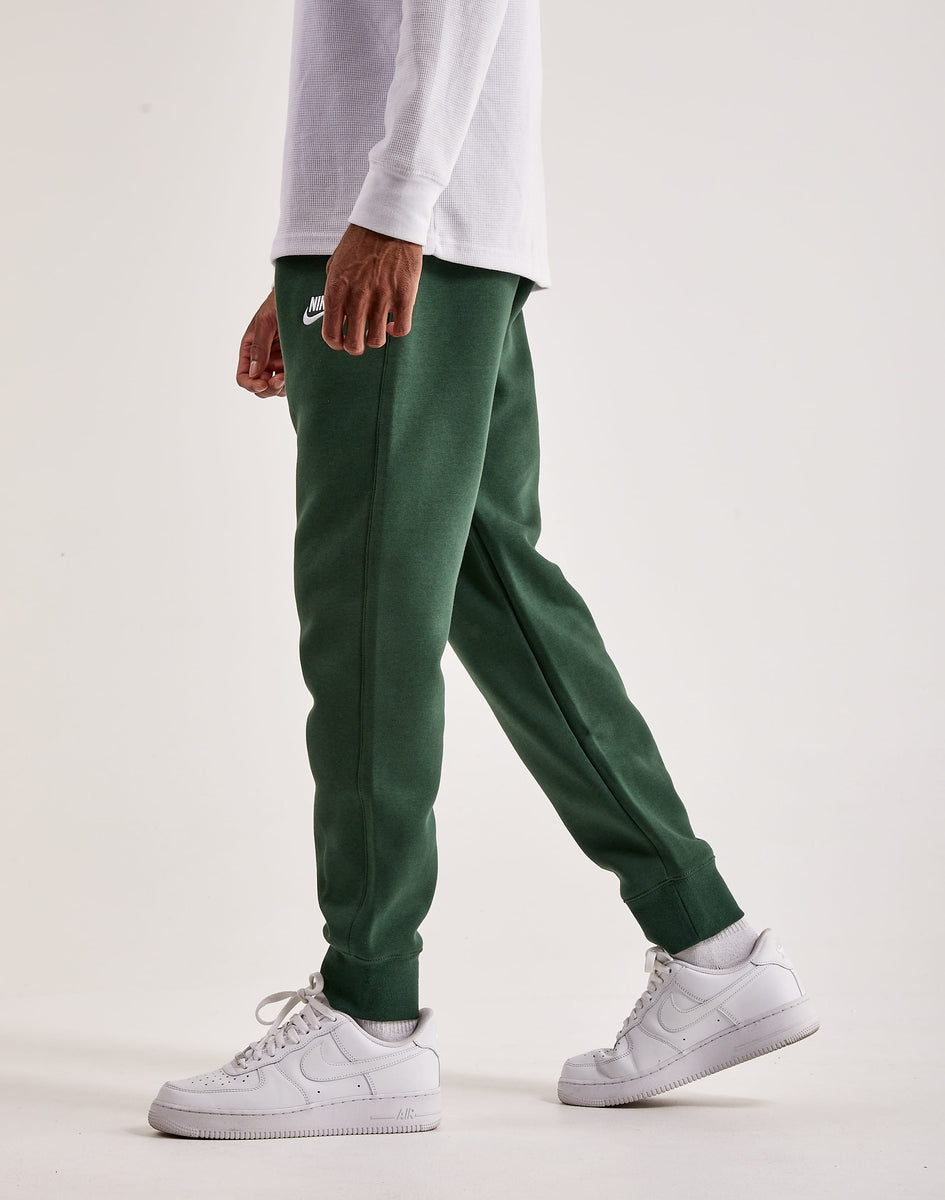 Nike Club Fleece Joggers – DTLR