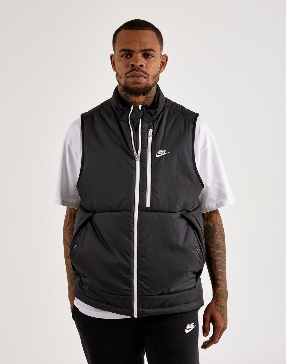 Nike thermal vest Clearance