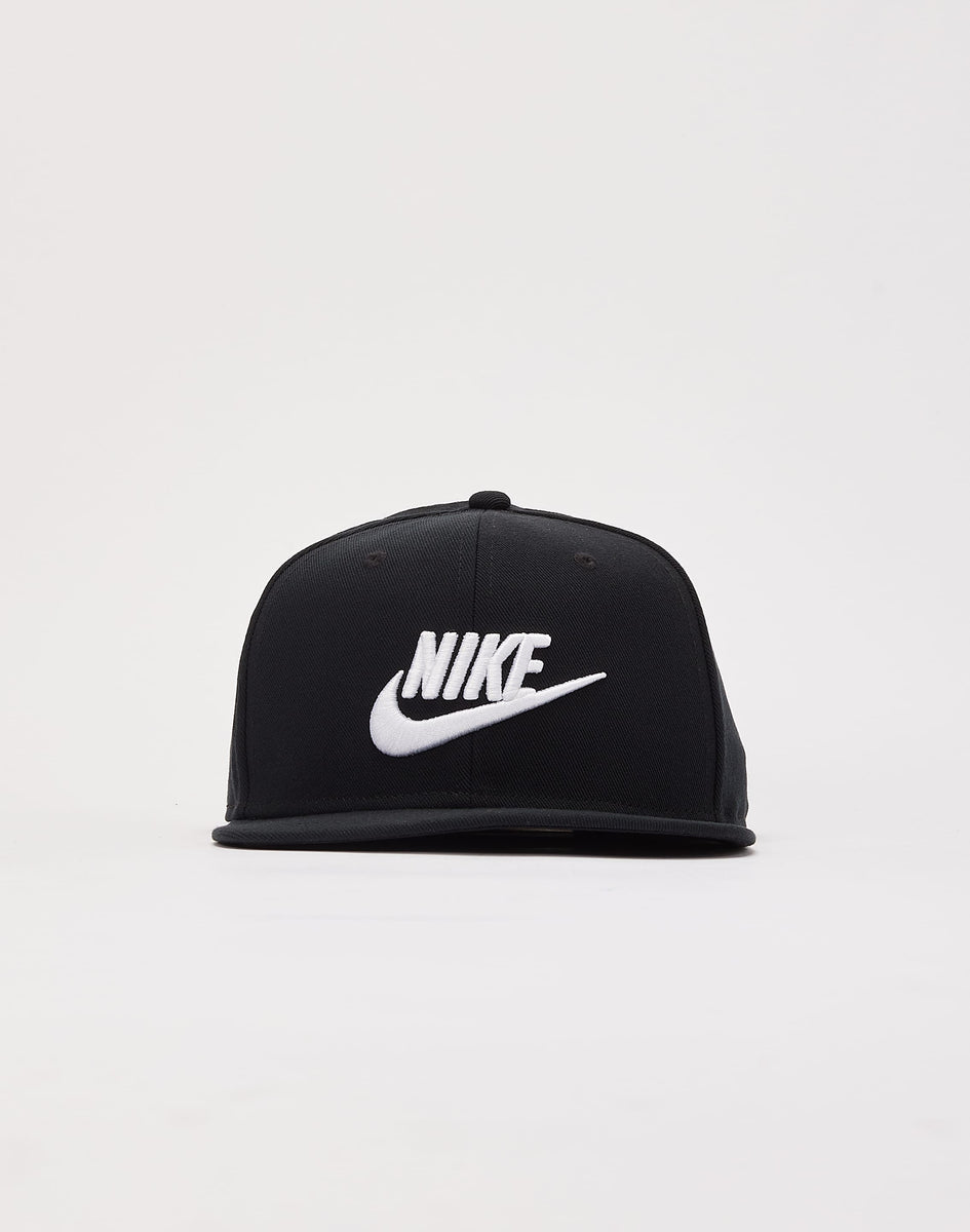 Nike-FB5380-010-U015_1200x1200
