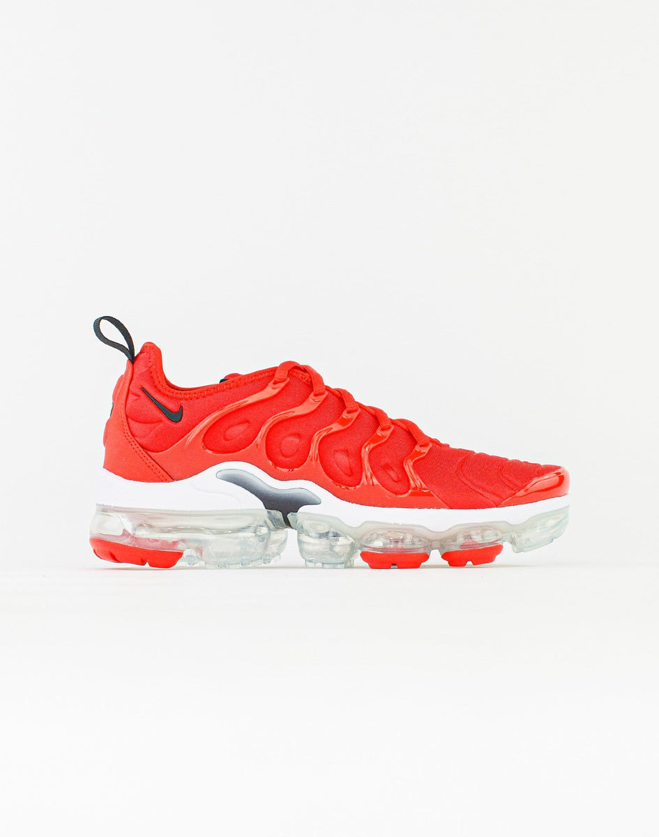 dtlr vapormax plus