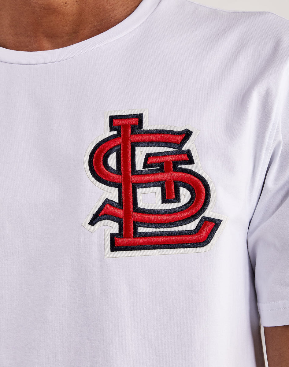 Pro Standard Men's St. Louis Cardinals Roses T-Shirt