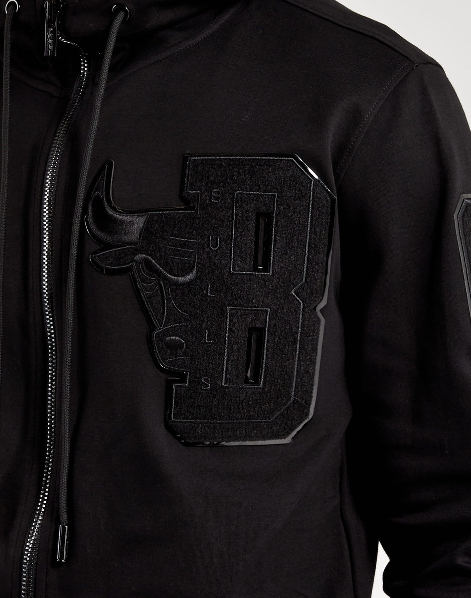 Pro Standard Nba Chicago Bulls Logo Varsity Jacket – DTLR
