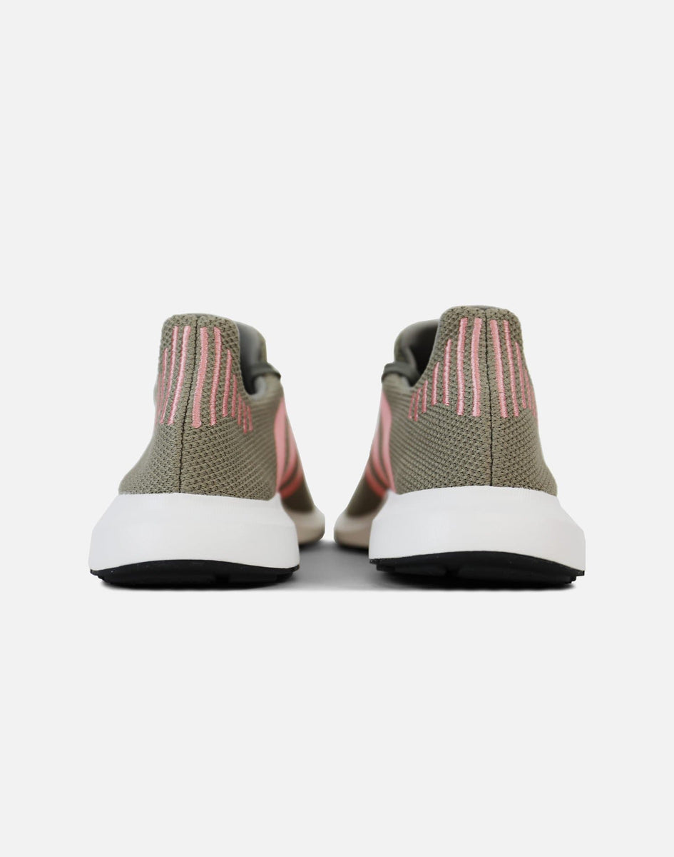 Adidas SWIFT RUN – DTLR