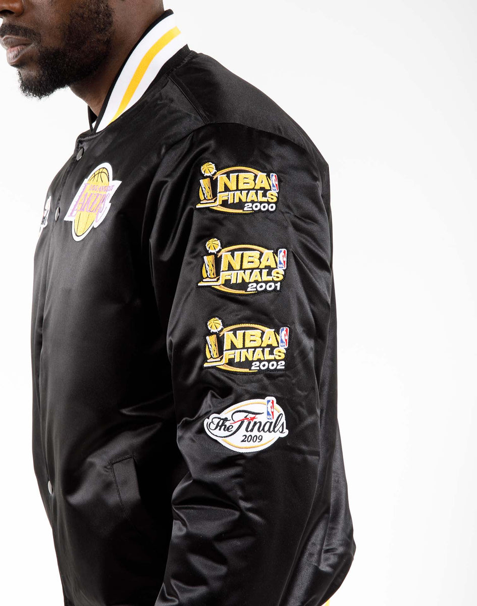 Mitchell & Ness NBA Champ City Satin Bulls Jacket S
