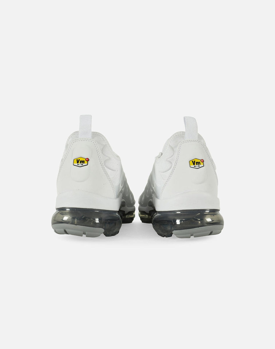 dtlr vapormax plus