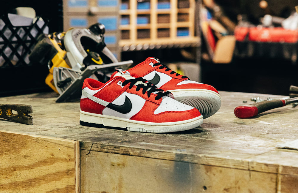 Dropping Soon: Nike Dunk Low âSplit Chicagoâ â DTLR