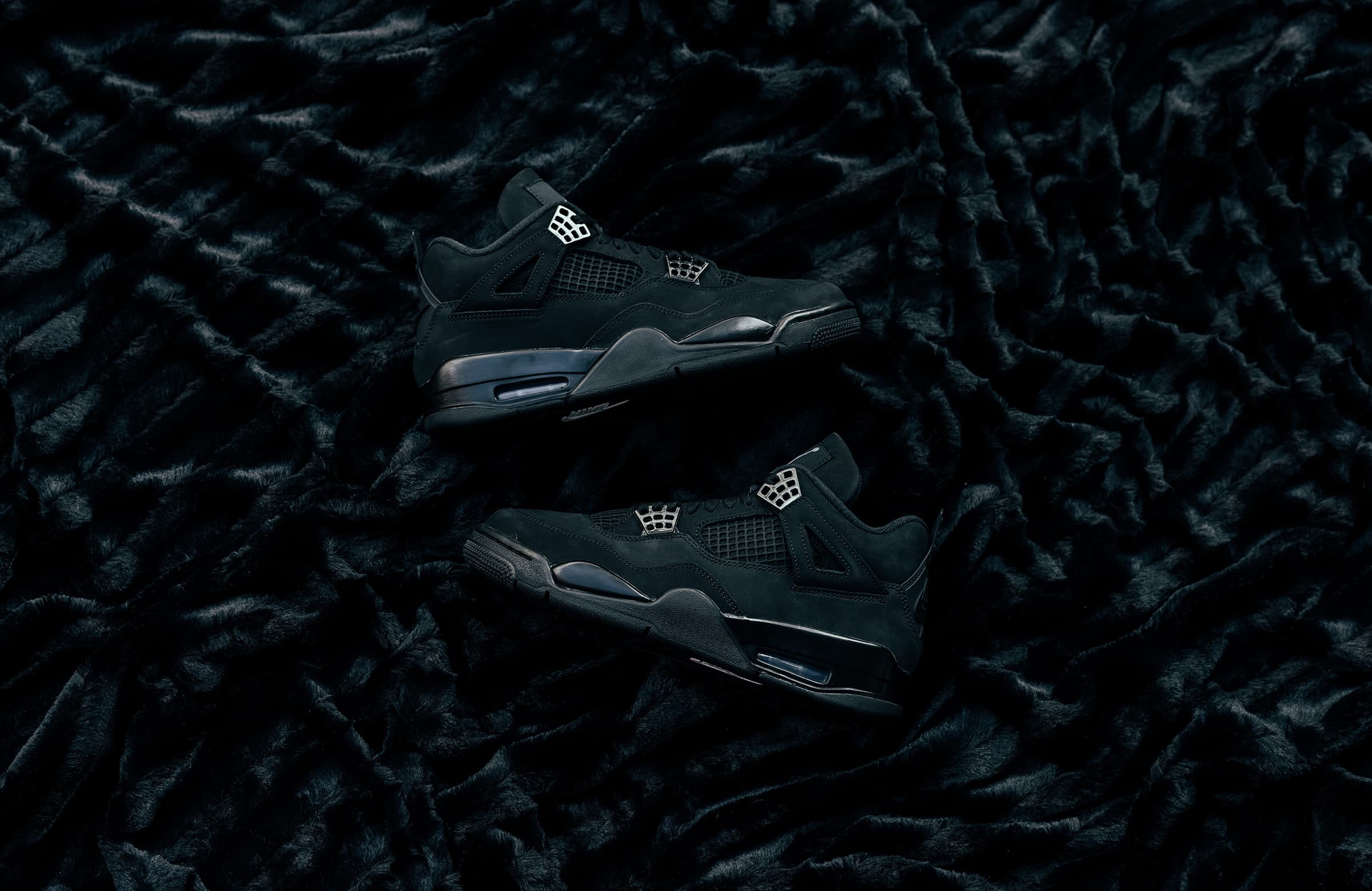 jordan retro 4 black cat men