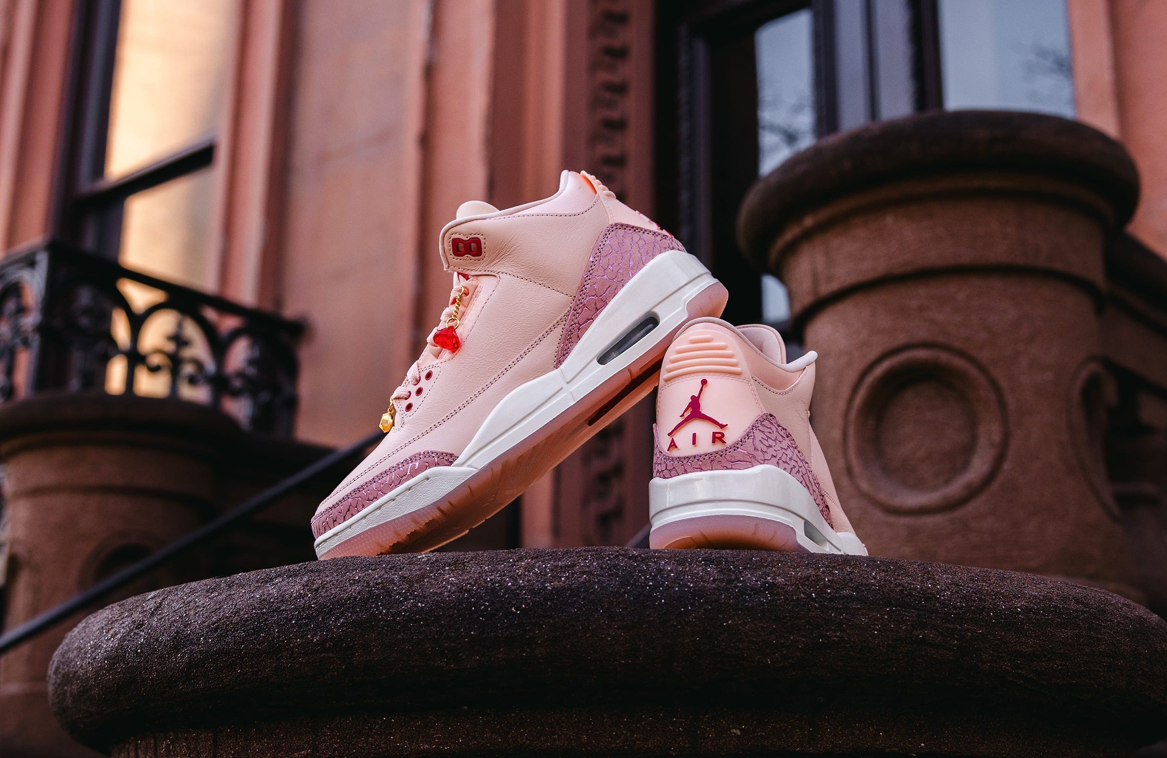 womens jordan 3 pink