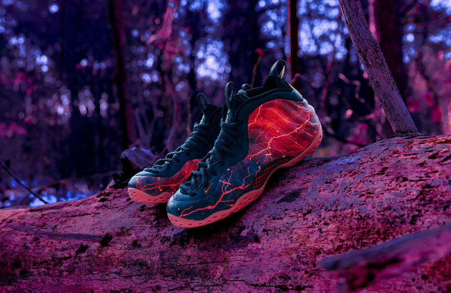 Nike Foamposite スプラッター柄 シューズ The Nike Air Foamposite One x Stranger Things “Vecna” is Coming