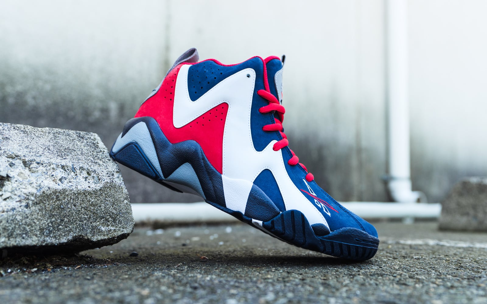 reebok-kamakazi_1600x.jpg?v=