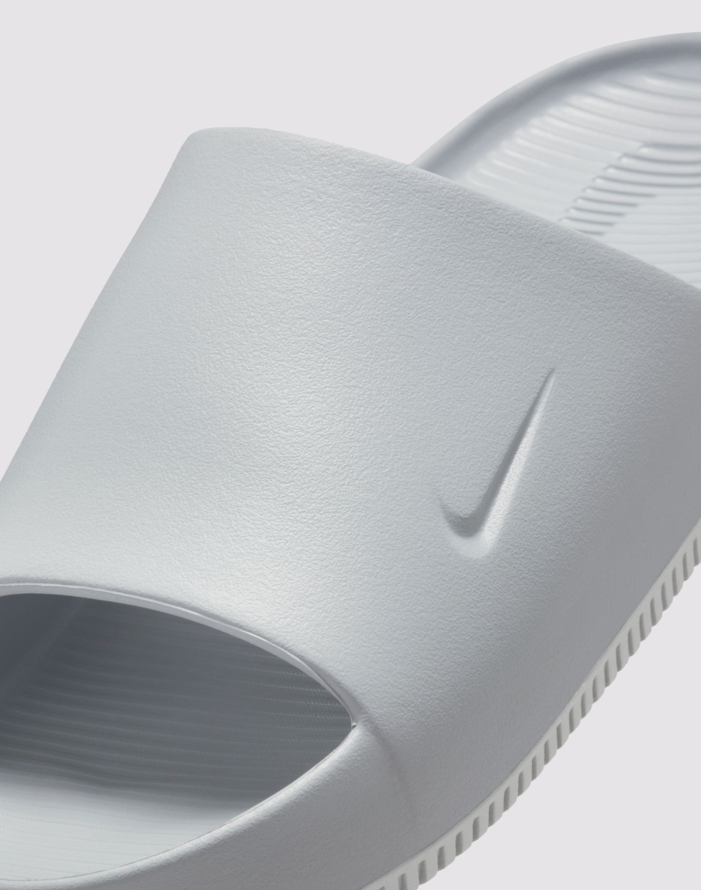 Nike Calm Slides