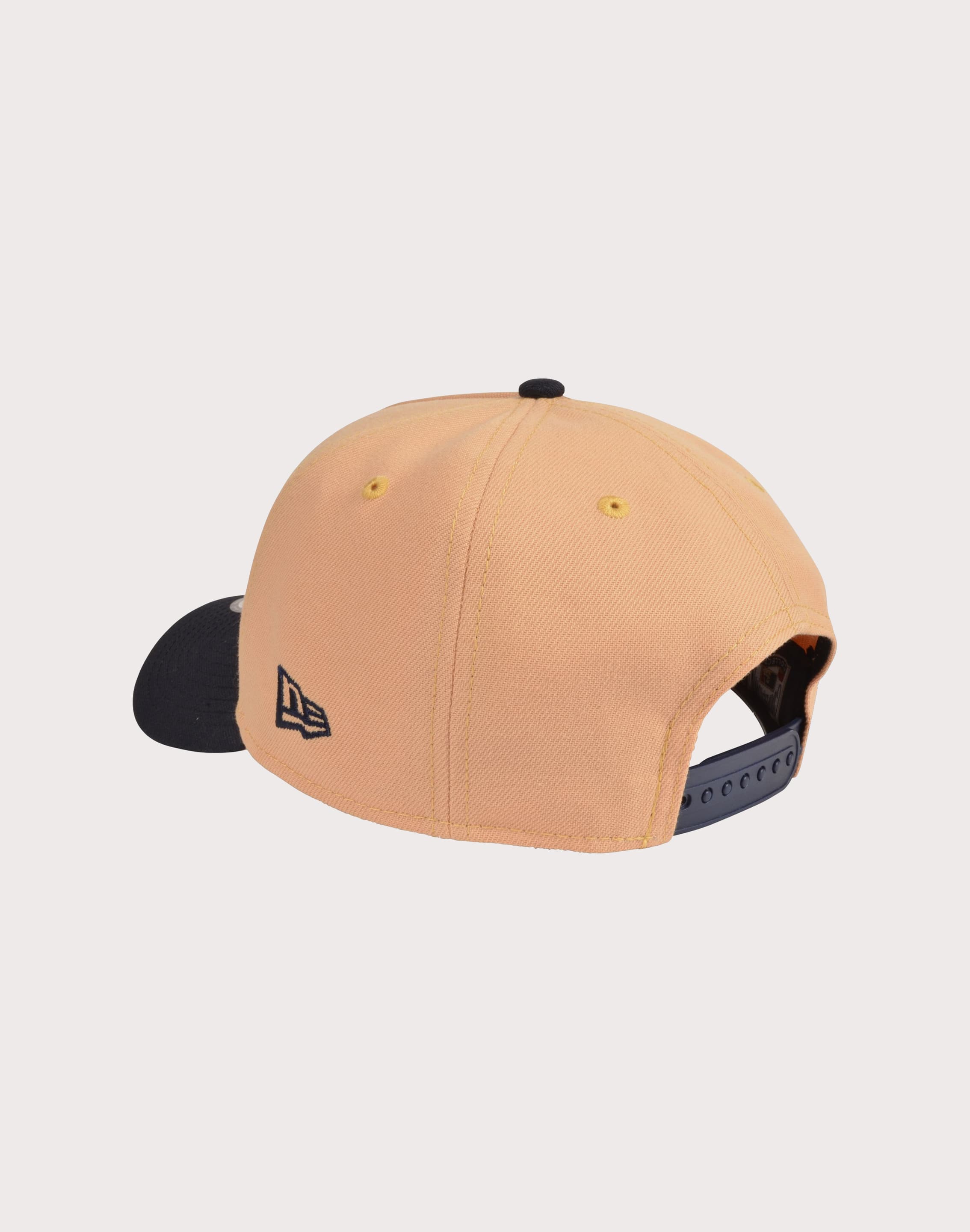 Photo of New Era MLB New York Yankees 9FORTY A-Frame Team Spring Snapback Hat