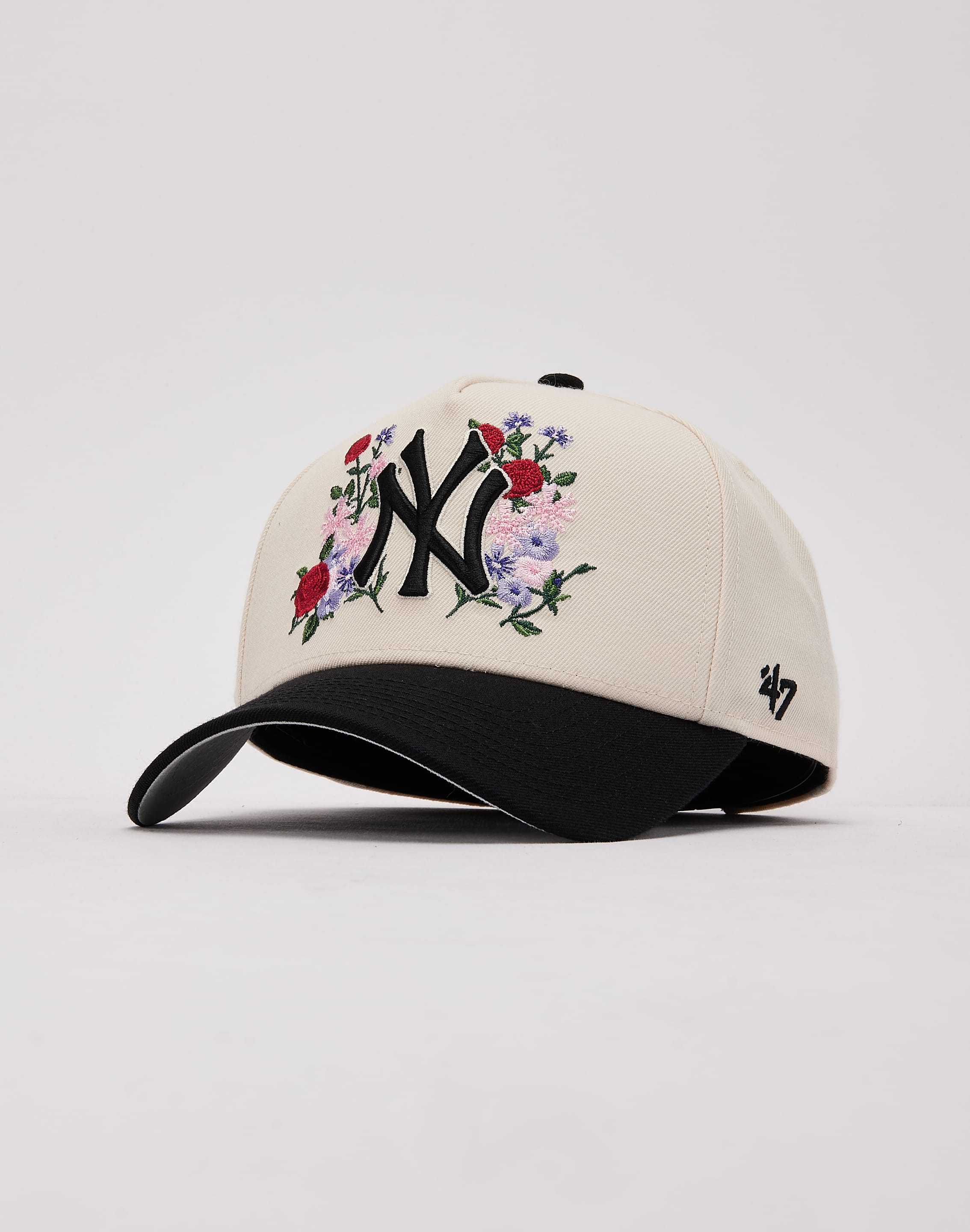 Photo of 47 Brand MLB New York Yankees Floral Offside DT Snapback Hat