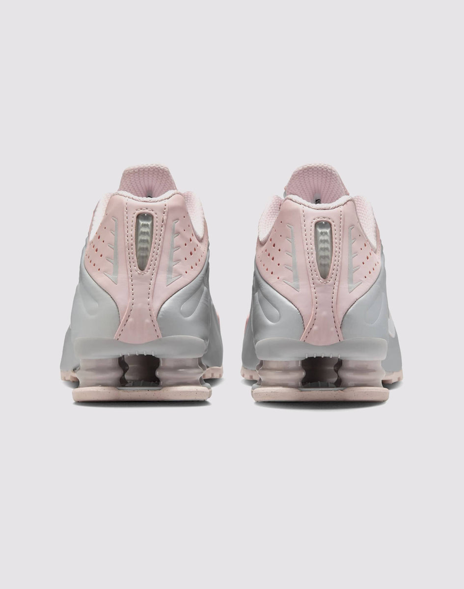 Nike Shox R4