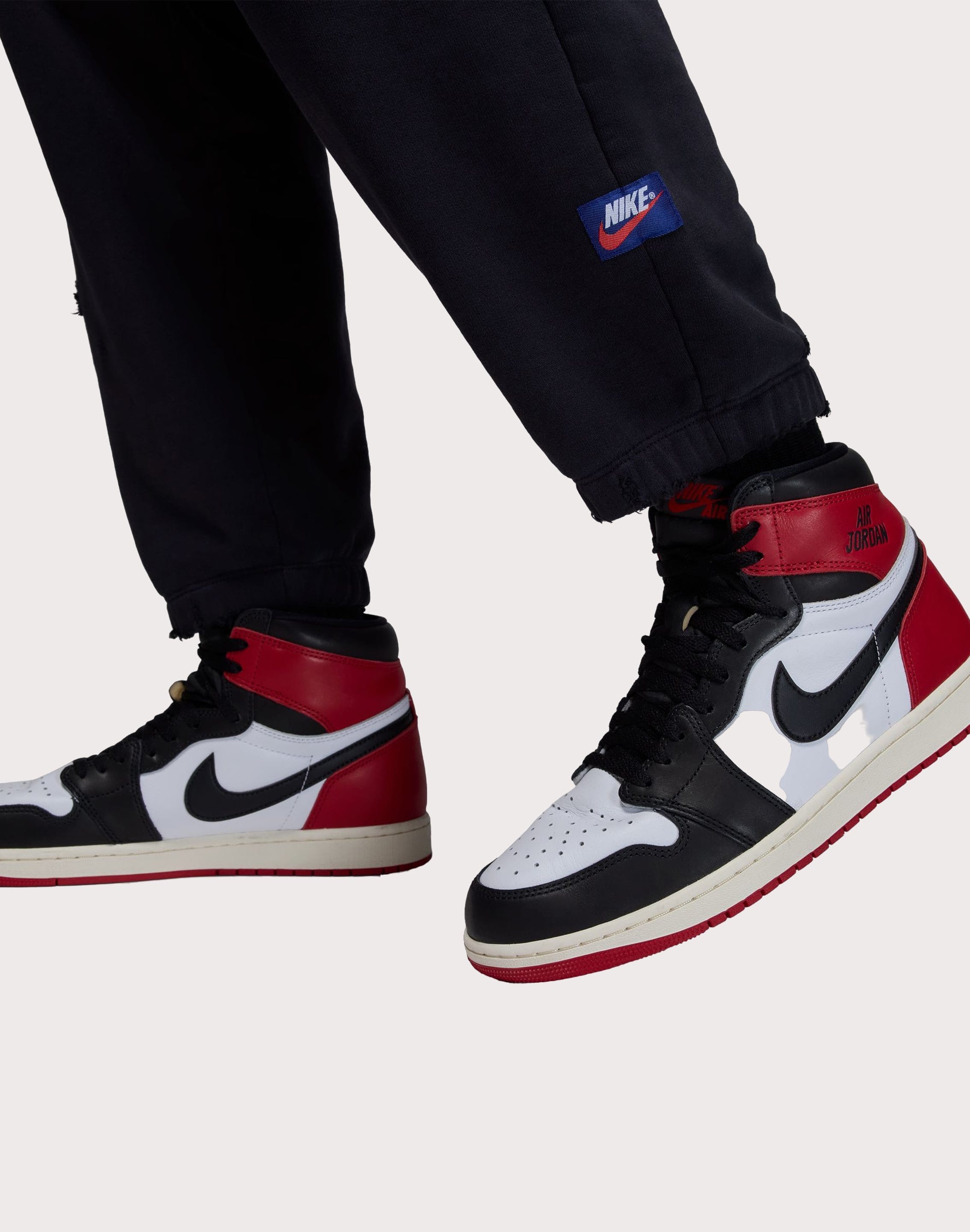 jordan 1 mid with pants