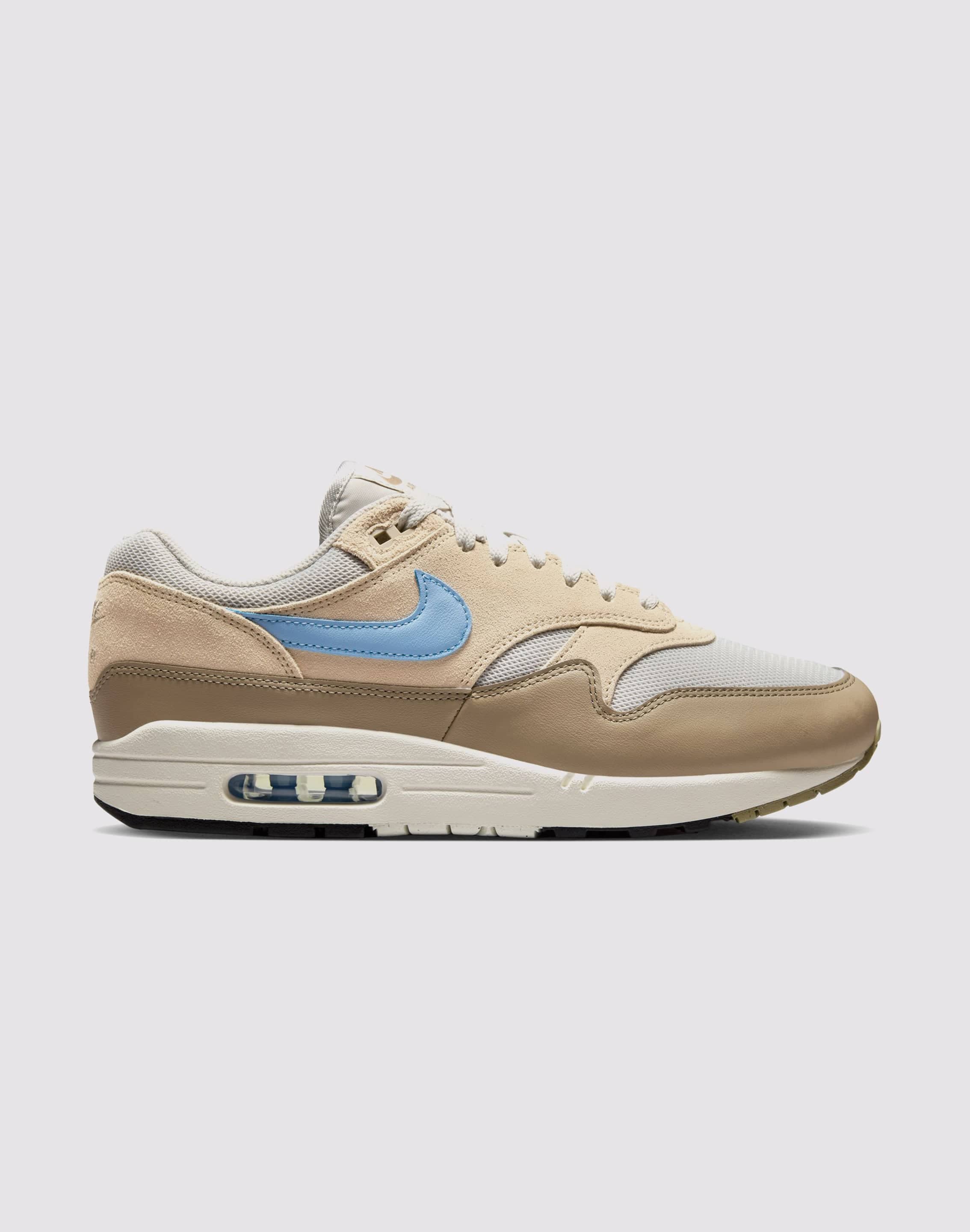 Nike Air Max Essential