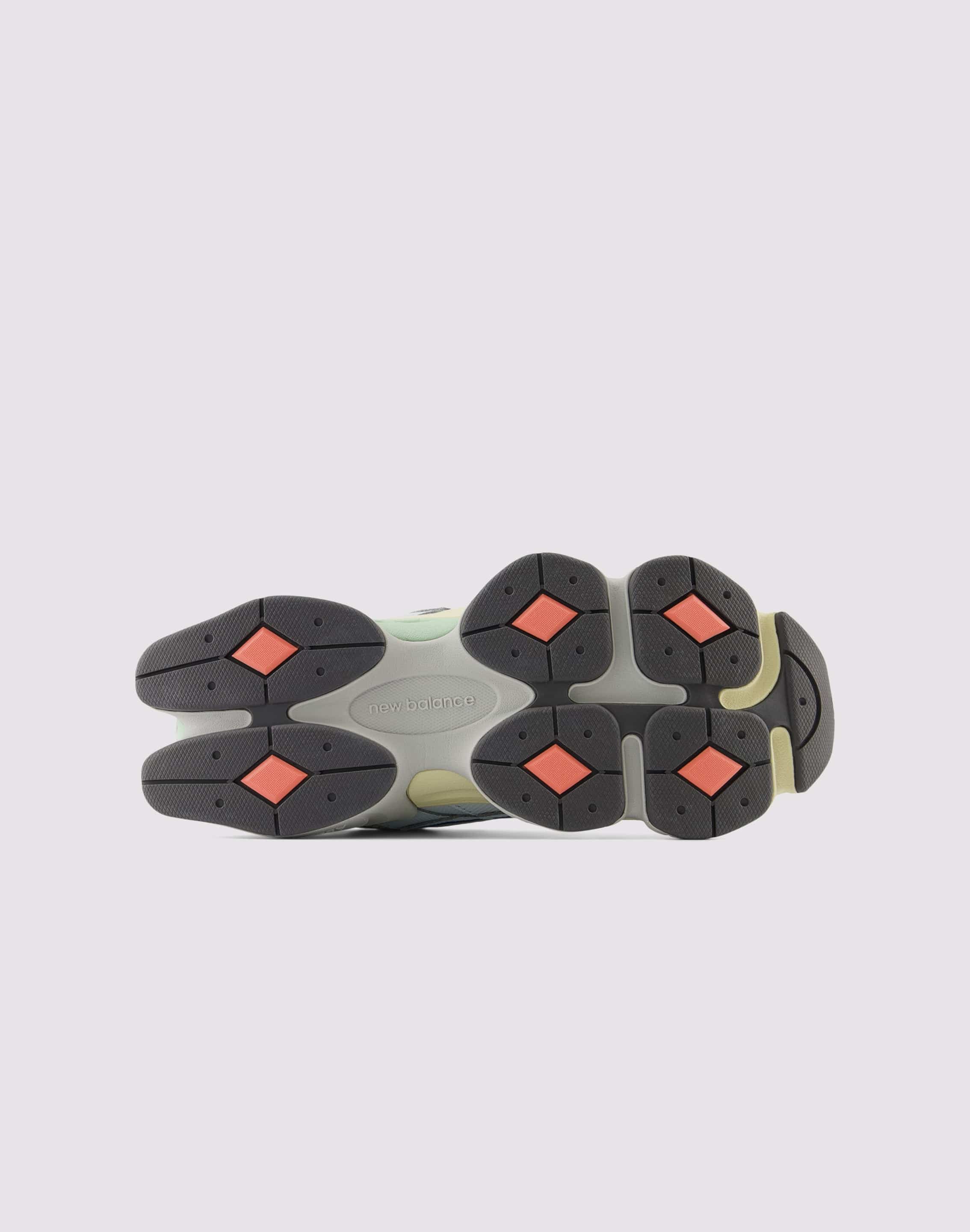 New Balance 9060 Grade-School