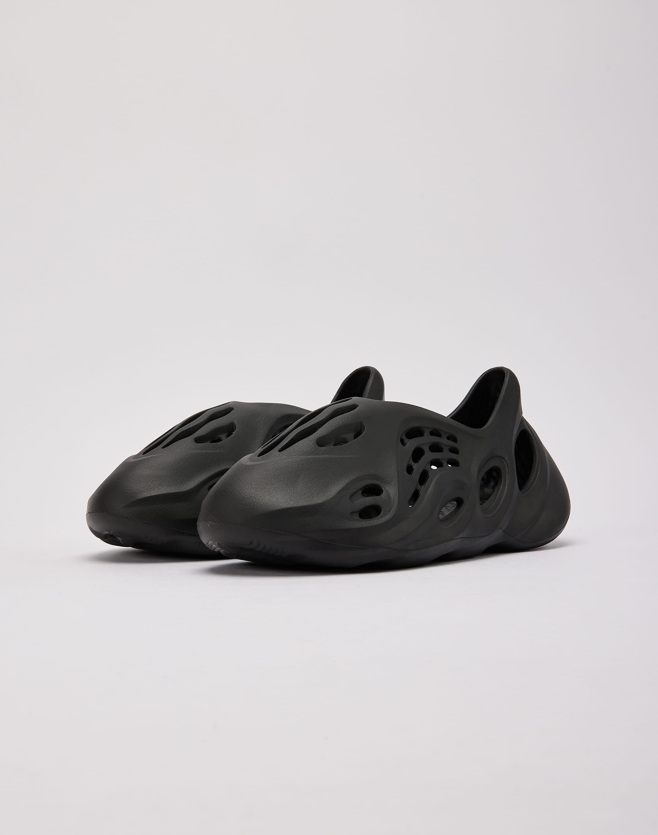Adidas Yeezy Foam RNR 'Onyx' DTLR Adidas Yeezy Foam RNR 'Onyx' DTLR