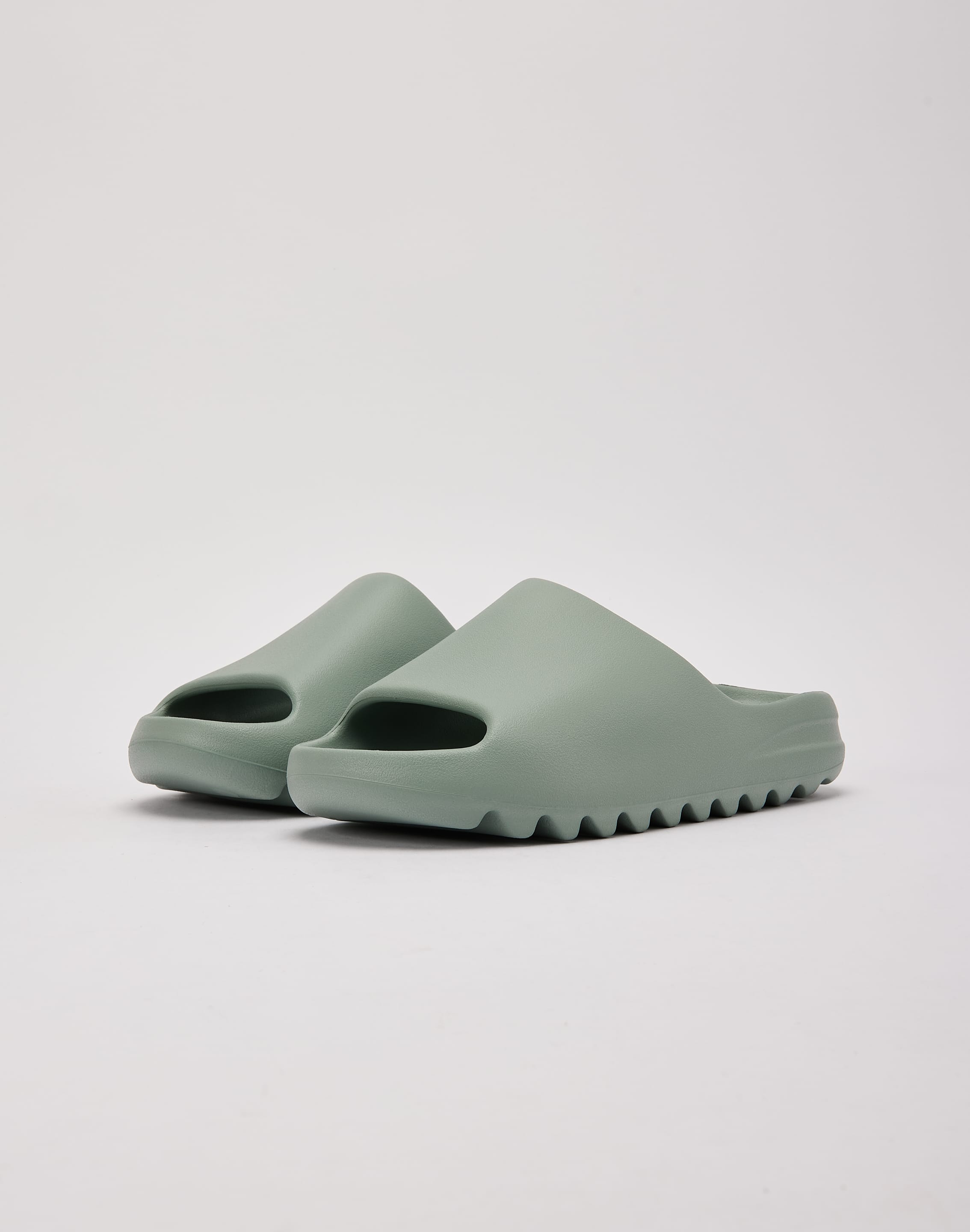 Adidas Yeezy Slide 'Salt' DTLR Adidas Yeezy Slide 'Salt' DTLR