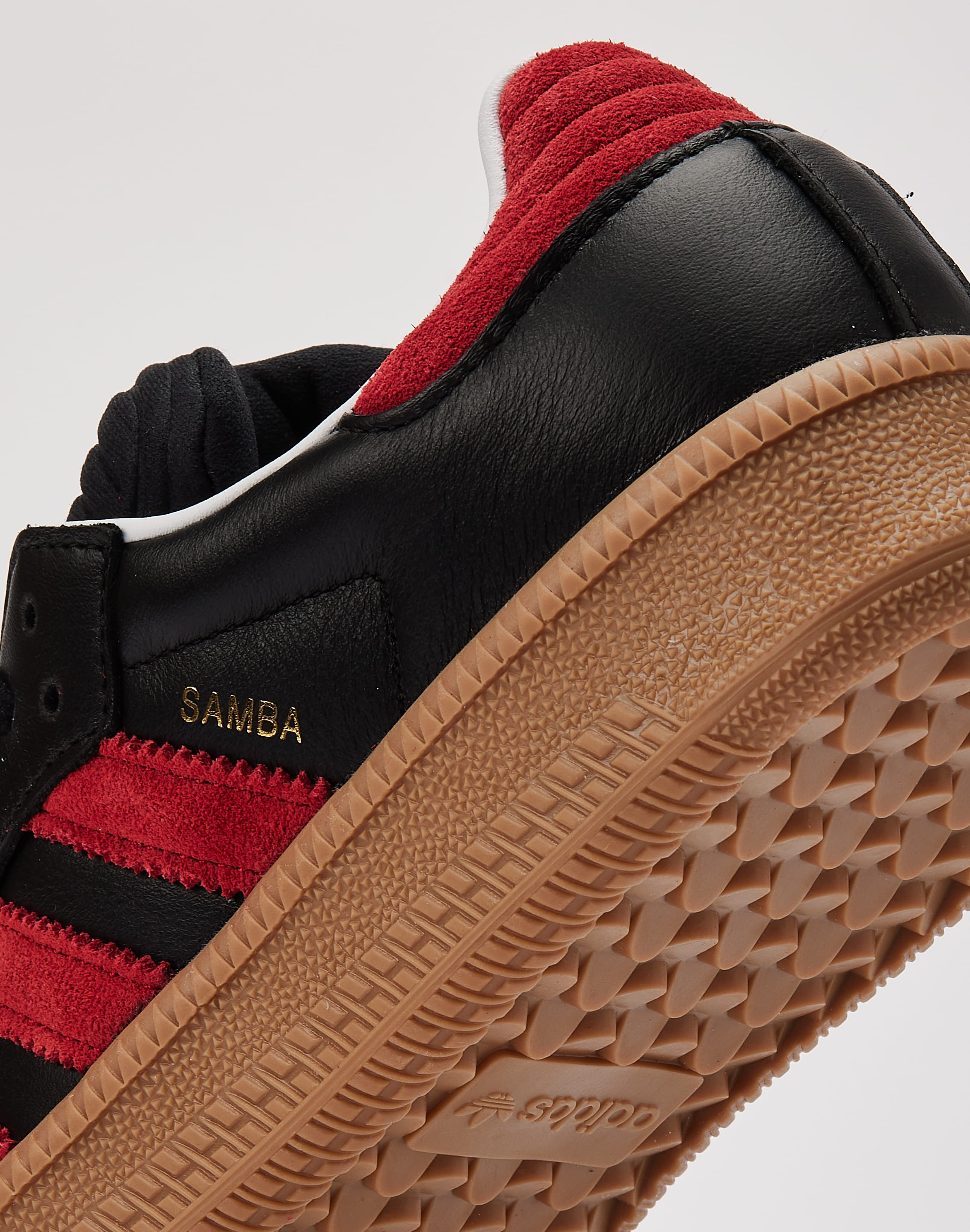 Adidas Samba XLG Grade-School DTLR Adidas Samba XLG Grade-School DTLR