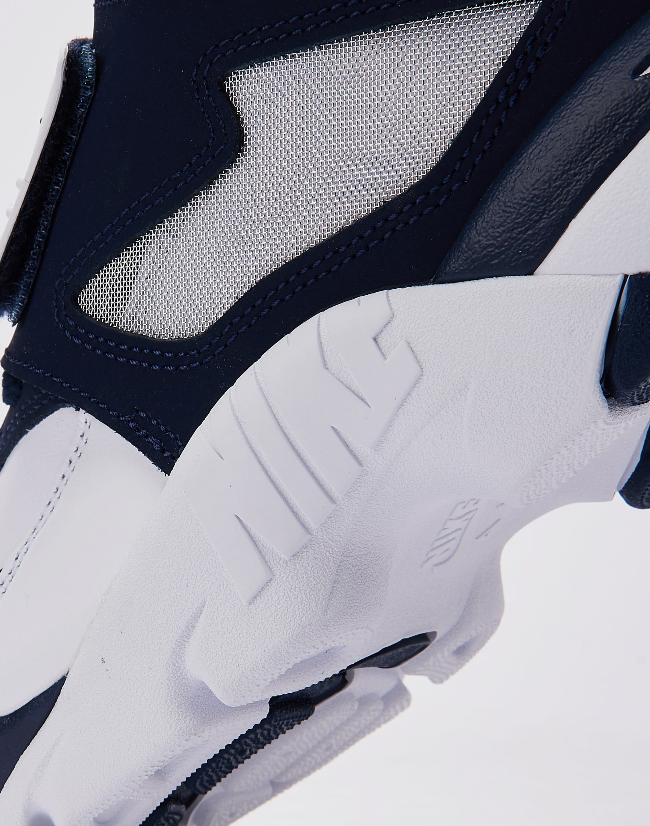 dtlr.com is where to buy